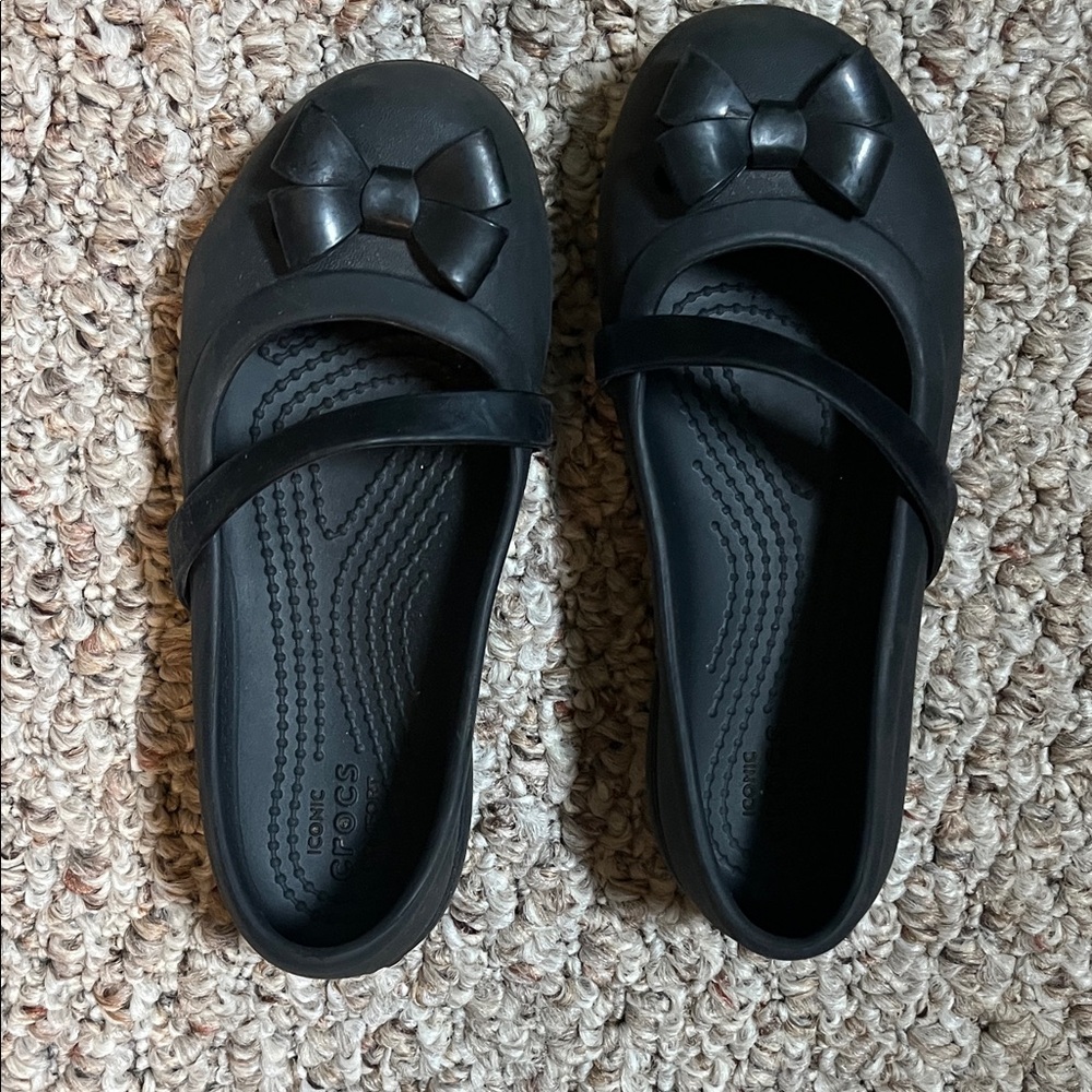 CROCS Kids Elegant Black Bow Shoes
